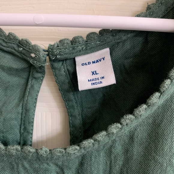 Old Navy Tank - Picture 3 of 3